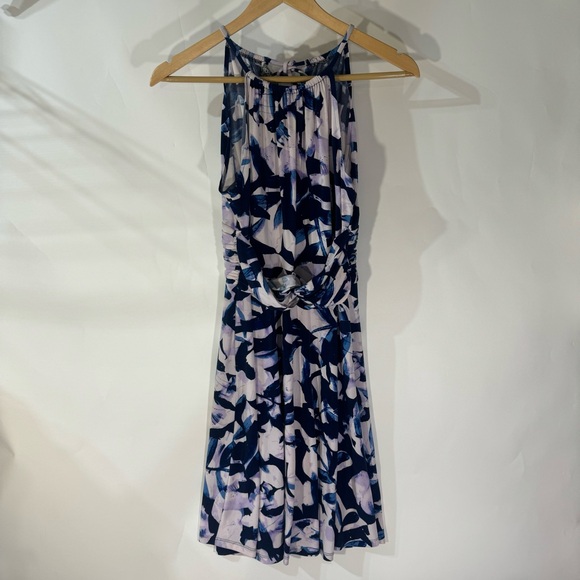 Maggy London Dresses & Skirts - Maggy London Blue White Sleeveless Midi Dress